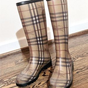 Burberry Plaid Rain Boot